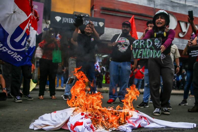 Primer debate del contrato minero: aprueban metodología de discusión y declaran receso hasta una próxima reunión