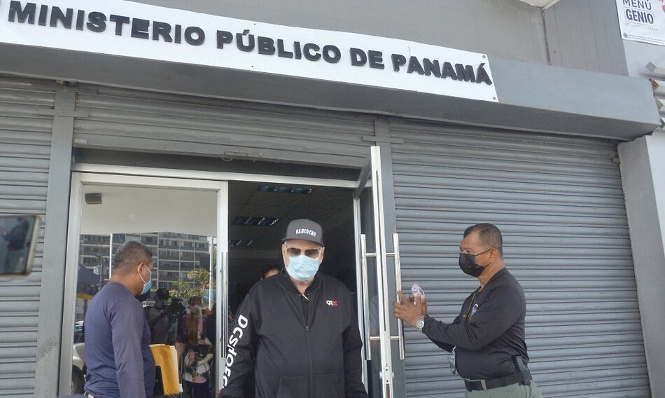 Ricardo Martinelli se querella contra médicos forenses