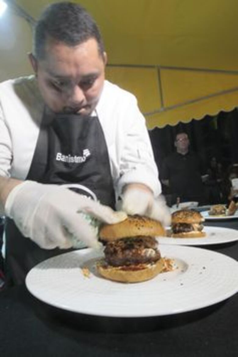 Gula se corona ganador del Burger Week Challenge 2015