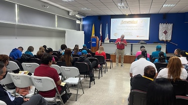 Educadores exigen reactivación del Instituto de Perfeccionamiento y cumplimiento de la Ley 380