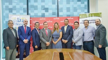 Mapfre Panamá firma acuerdo con Unpac