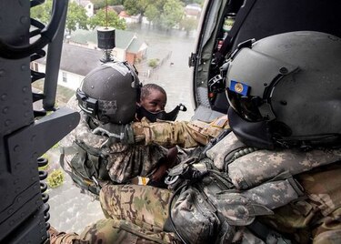 Al menos 33 muertos por Harvey, según autoridades de Estados Unidos