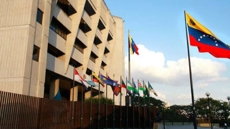 'Diputados carecen de inmunidad ', dice dictamen del máximo tribunal de Venezuela