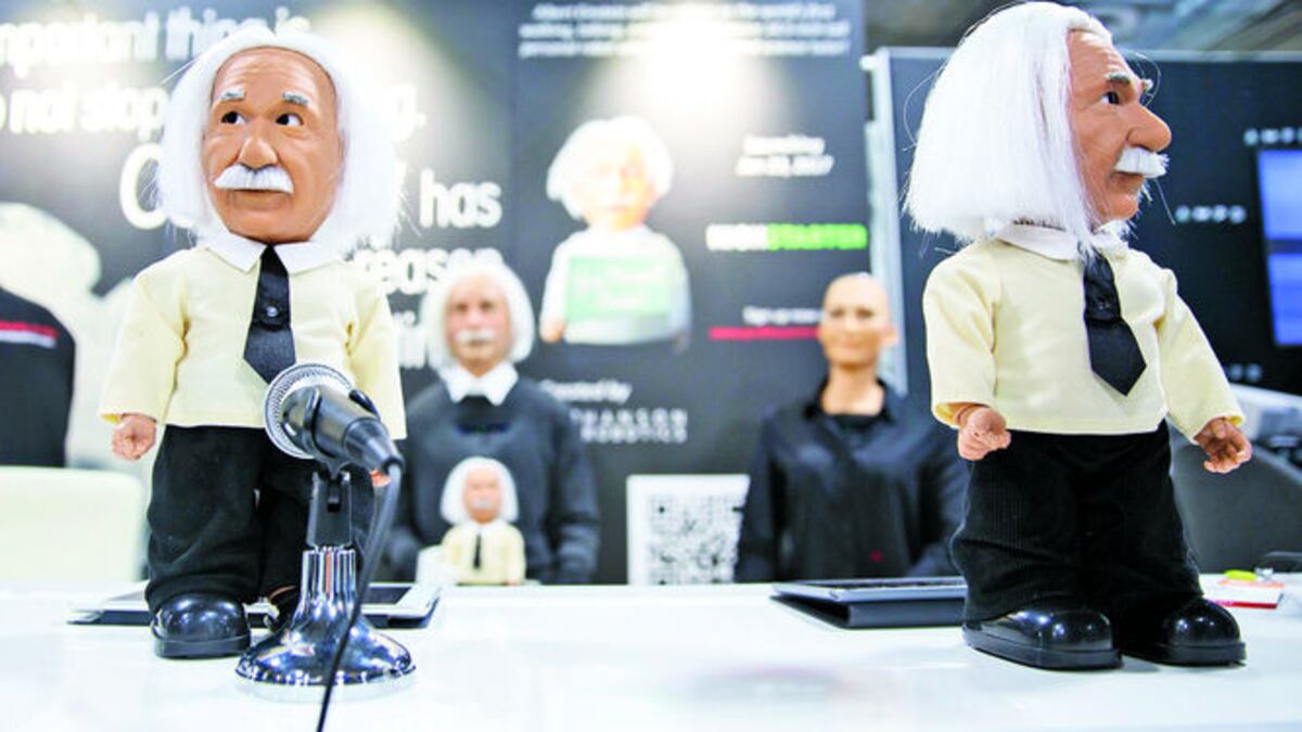 Einstein y iPal fueron dos de los robots de compañía presentados en Las Vegas. Bloomberg