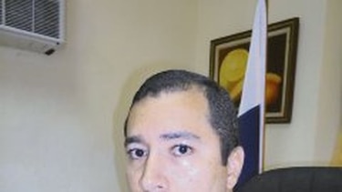 Gobernador renuncia por roces con Noriel Salerno
