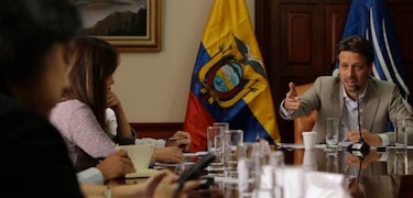 Ecuador, optimista ante reunión de OPEP para reducir producción de crudo