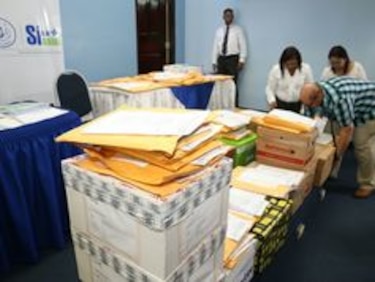 Caja de Seguro Social: 54 empresas se presentan en acto de licitación de medicamentos