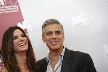 Cuarón, Bullock, Clooney estrenan Gravity