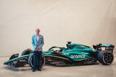 Fernando Alonso celebra la llegada del ingeniero Adrian Newey a Aston Martin: ‘Es una oportunidad increíble’