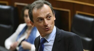 El astronauta Pedro Duque, el último ministro español en problemas