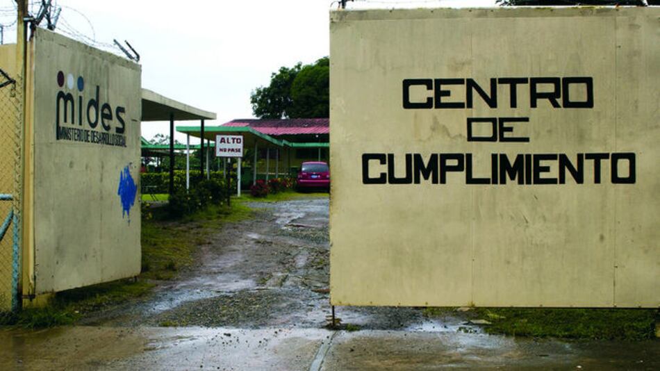 Policías condenados por homicidio en lista para rebaja de pena: piden excluirlos