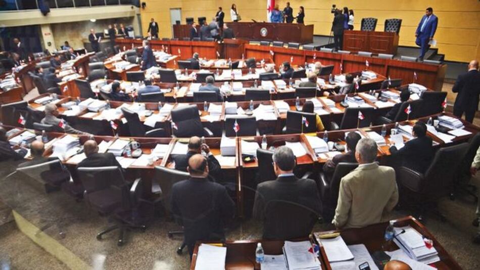 La oposición controlaría el último período legislativo