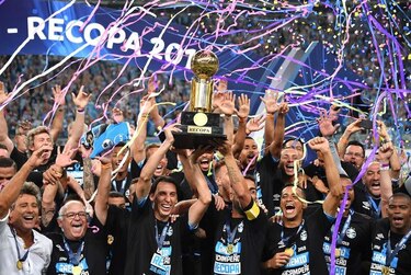 Gremio conquista la Recopa Sudamericana