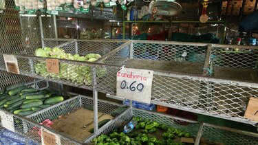 Reportan un 60% de desabastecimiento en el mercado de abastos