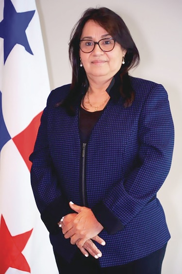 Acevedo: el misterioso hombre de confianza de Gaby Carrizo