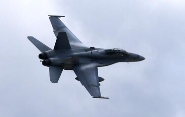Cazas de Estados Unidos atacan a milicianos en Irak