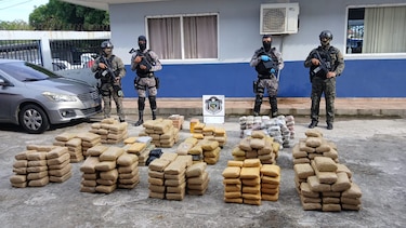 Incautan 452 paquetes de droga y detienen a dos personas en San Miguelito