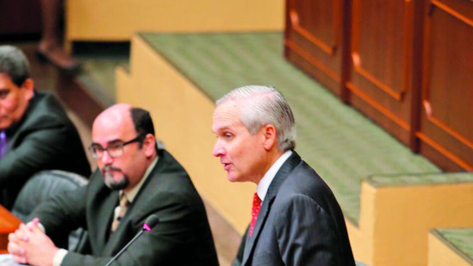 Presentan contrato ley para bananera