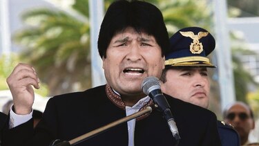 Bolivia iza banderas a espera del fallo de la CIJ en demanda contra Chile
