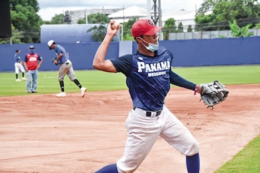 Preselección U-18 vuelve al Flaco Bala Hernández