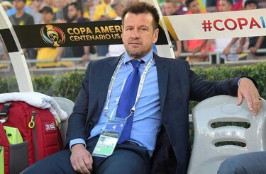 Despiden a Dunga tras sorpresiva eliminación de Brasil