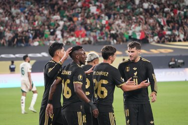 México vence a Arabia Saudí y se enfrentará con Honduras en la semifinal
