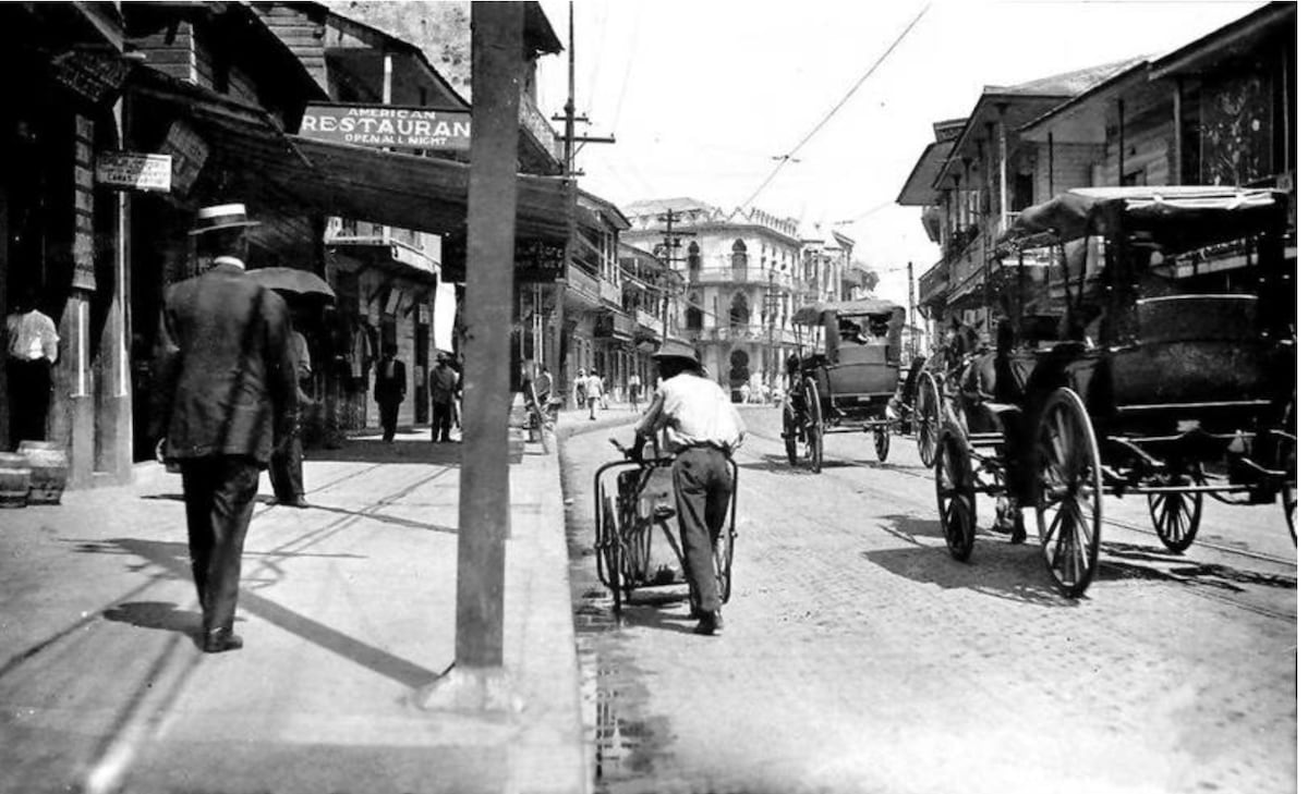 Avenida Central: fachadas ocultas
