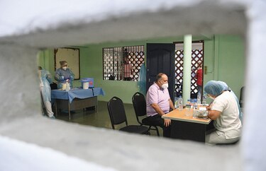 Minsa aplica un 76% de las vacunas recibidas; hay menos inmunizados al día