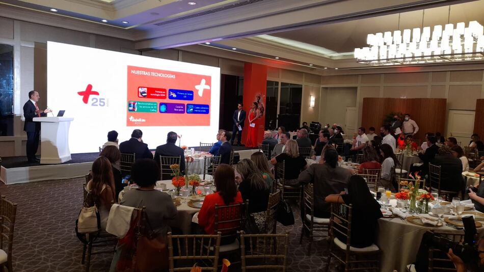 Cuenta regresiva para la adquisición de Claro por parte de CWP