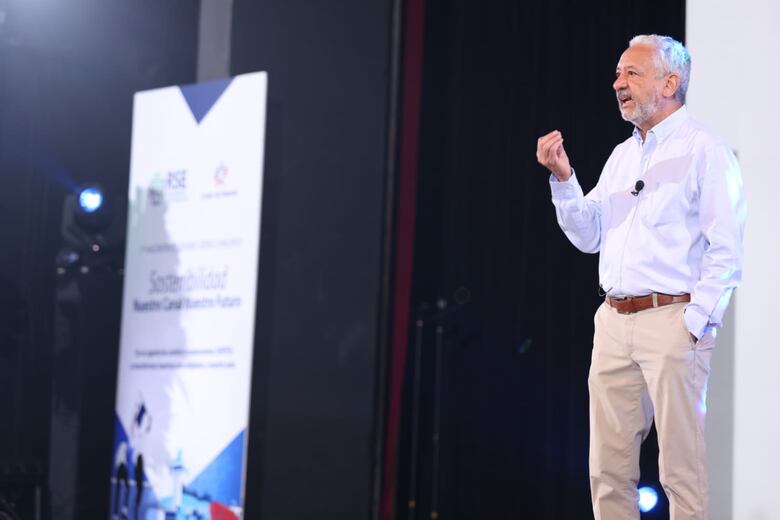 ‘Sostenibilidad del Canal, reto de las nuevas generaciones’: Ricaurte Vásquez