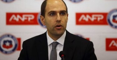 Chile investiga a exjefe del fútbol local por corrupción