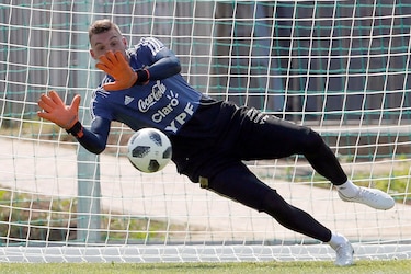 El portero Franco Armani anuncia su retiro de la selección de Argentina
