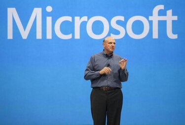 Microsoft compra red social por mil 200 millones de dólares