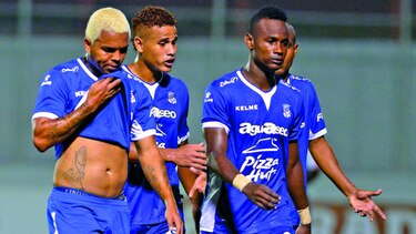 Árabe regresa a la cancha