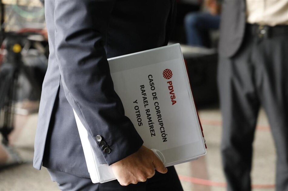 Acusan a exministro de Pdvsa de robar $4,850 millones