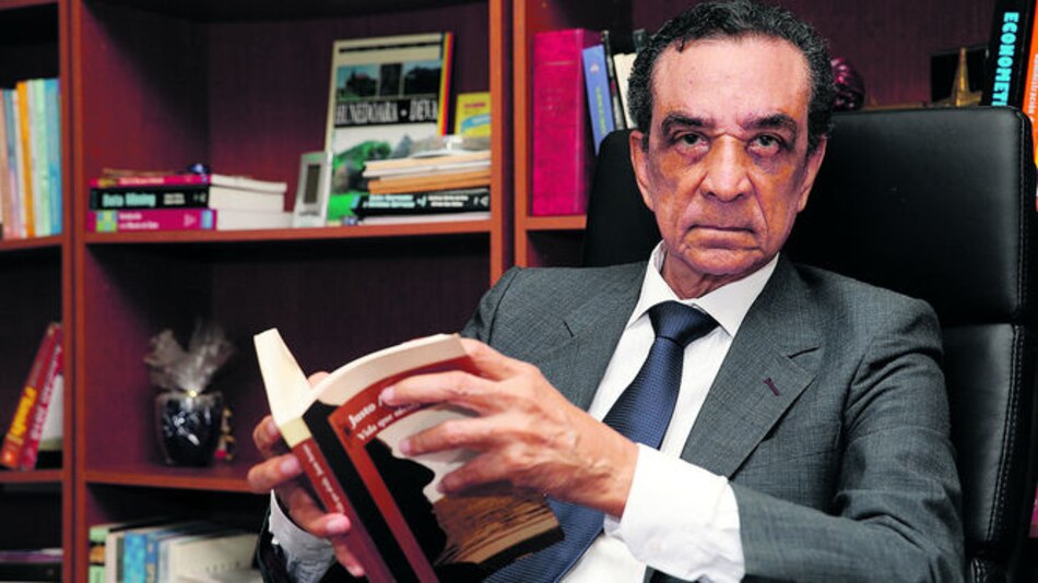 Justo Arroyo, por partida doble