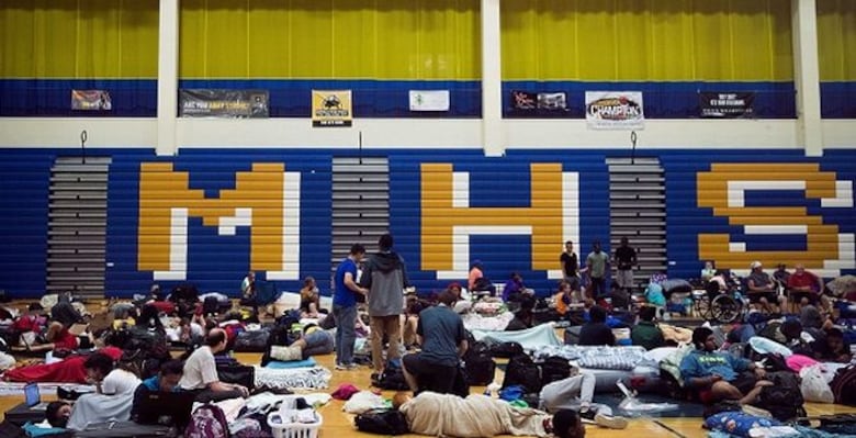 Huracán Matthew comienza a azotar a EU tras dejar 300 muertos en Haití