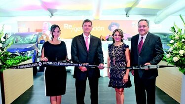 Renault inauguró su ‘stand’ en el Panamá Motor Show 2019