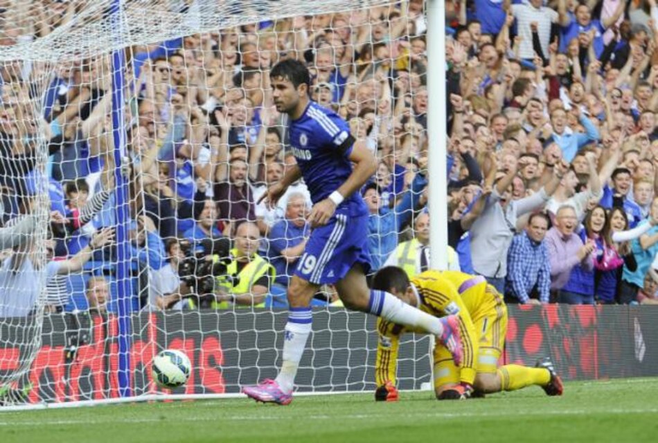 Chelsea gana con tres goles de Diego Costa
