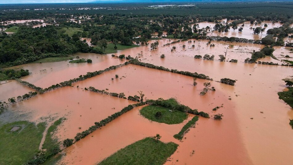 Eta deja decenas de muertos por derrumbes e inundaciones en América Central