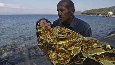 Naciones Unidas autoriza a la UE a actuar militarmente contra traficantes de inmigrantes