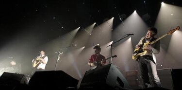 Mumford & Sons viven los momentos más dulces de su carrera