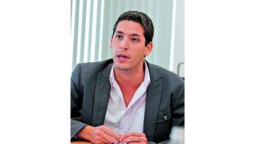 Secretario de la AAUD presenta renuncia