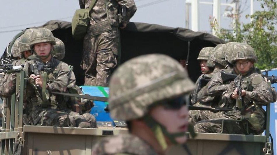 Las dos Coreas buscan un acuerdo sin dejar de prepararse para el combate