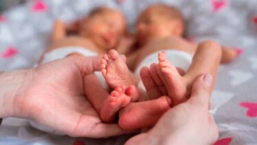 Hospital de California reporta el nacimiento de 10 pares de gemelos en un solo día