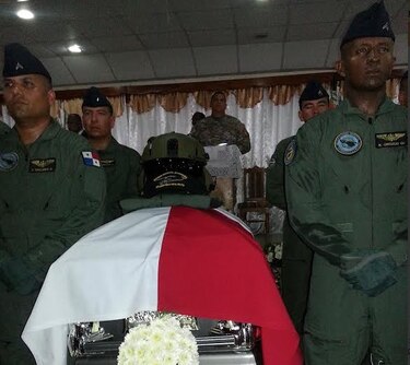 Con honores despiden al teniente Agustín Santos Vindas