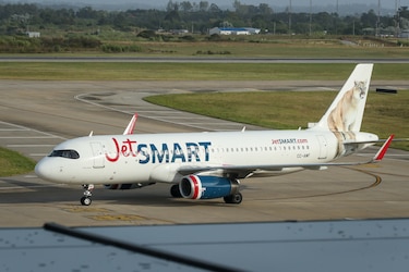 JetSmart expresa interés en adquirir el 100 % de Viva