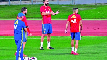 España y Piqué, preparados