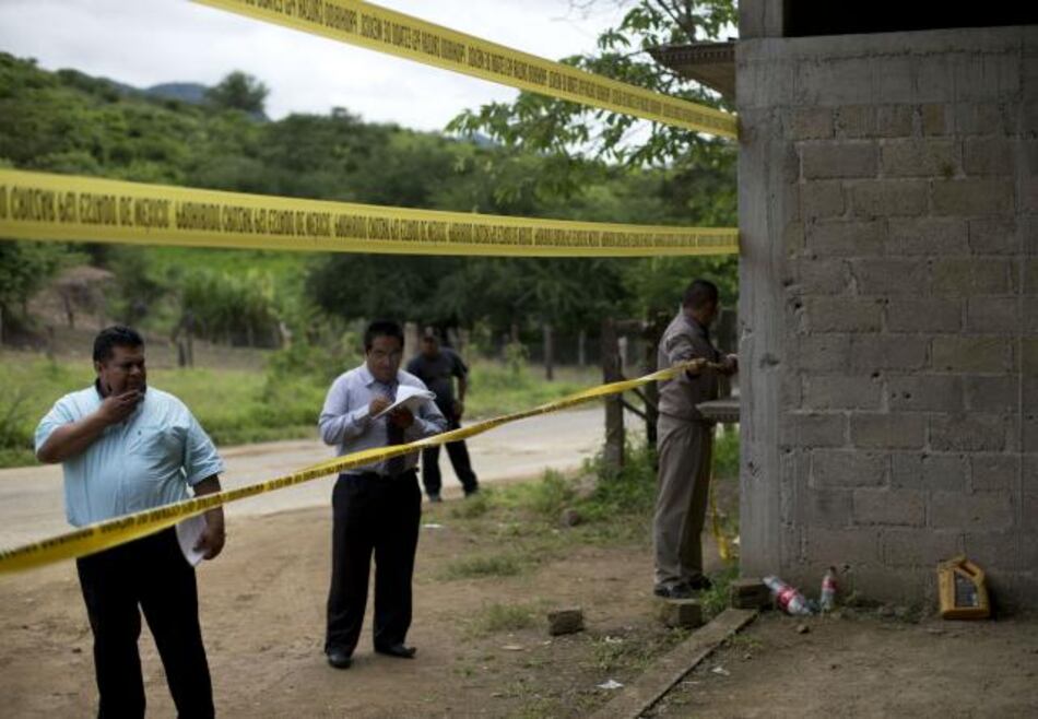 México confirma que los 43 estudiantes desaparecidos fueron asesinados y quemados