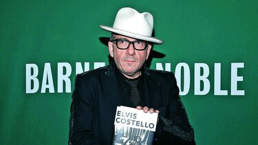 Elvis Costello publica biografía